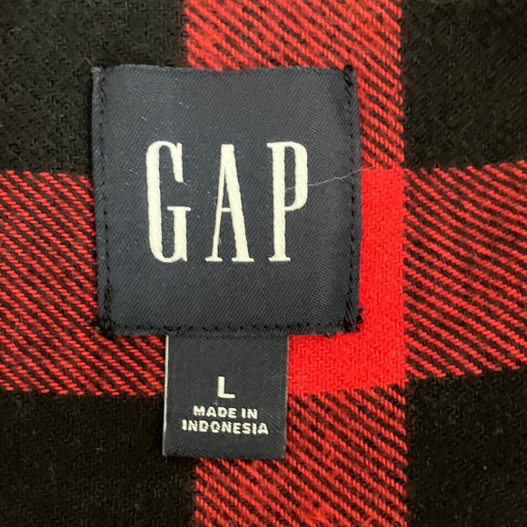 GAP Women Oversized Plaid Flannel Button Down Shirt-Red Buffalo Plaid | L - Picture 12 of 13